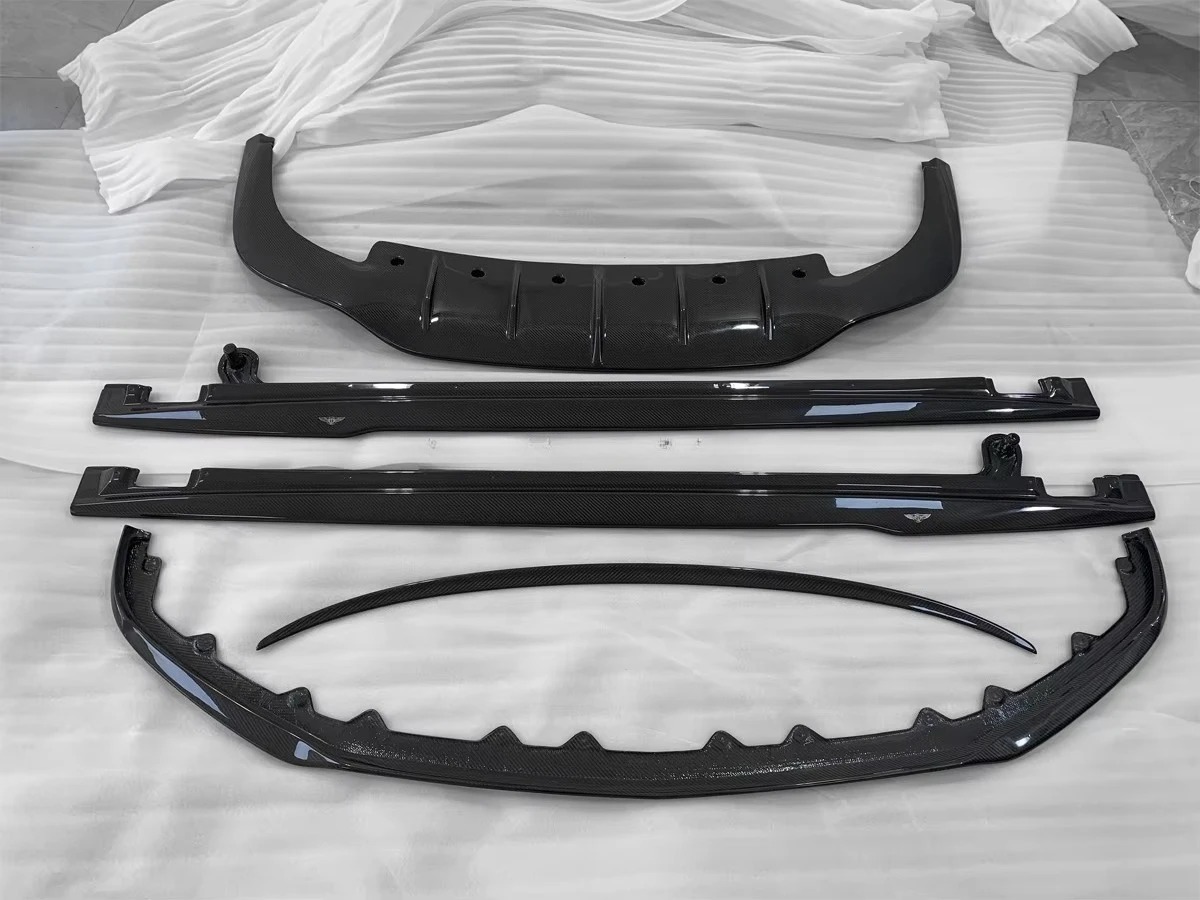 Continental GT Auto Parts Front Spoiler Body Kits  Front Lip for Continental GT ED1